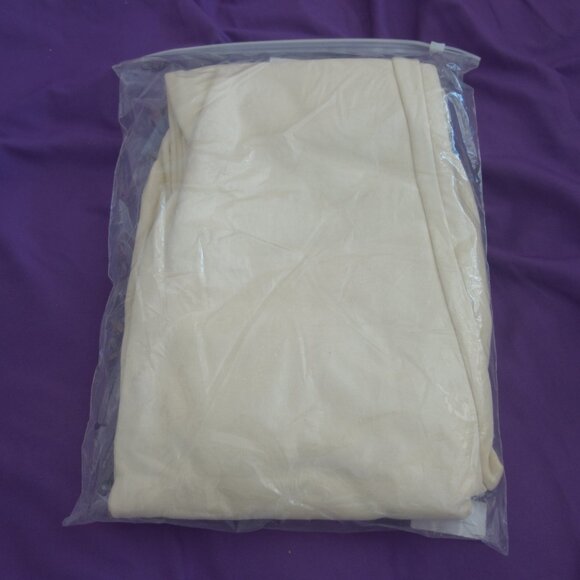 VeeFriends Classic Cream Hoodie & Sweatpant Size Medium *New with Tags* - Picture 13 of 14